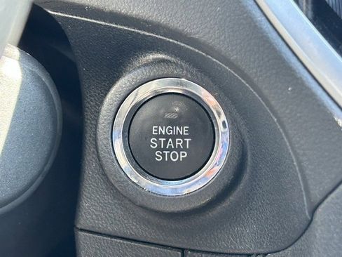 Used 2023 Subaru Forester Premium image 27