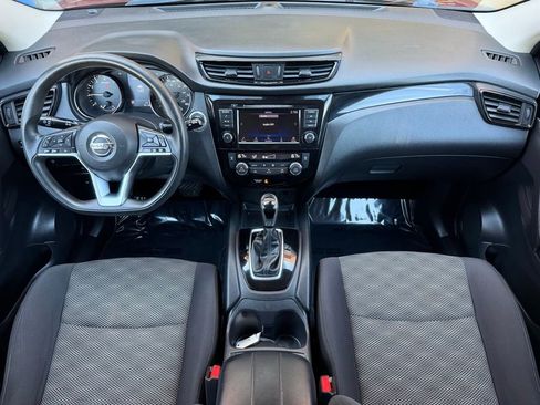 Used 2019 Nissan Rogue Sport SV image 22