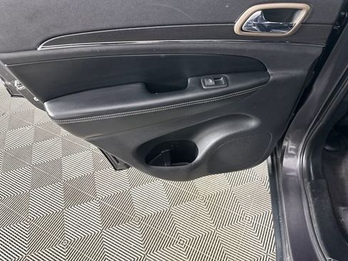 Certified 2017 Jeep Grand Cherokee Limited image 15