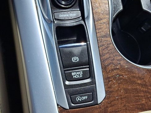 Used 2018 Acura TLX V6 SH-AWD image 29