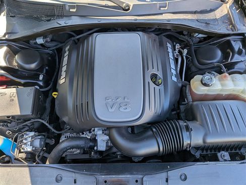 Used 2018 Dodge Charger R/T image 23