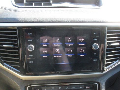 Used 2022 Volkswagen Atlas SE image 18