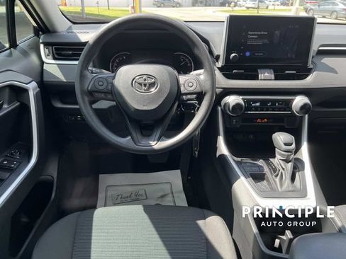Used 2023 Toyota RAV4 LE FWD image 30