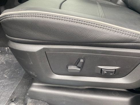 New 2026 RAM 2500 Limited image 17