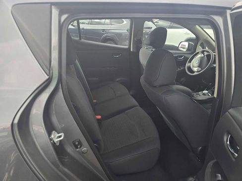 Used 2017 Nissan Leaf S FWD image 28