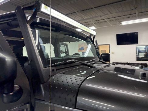 Used 2014 Jeep Wrangler Unlimited Sport w/ Connectivity Group image 20