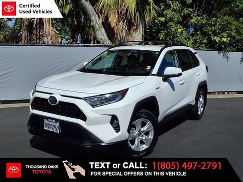 Certified 2021 Toyota RAV4 XLE w/ XLE Grade Weather Package AWD/4WD image 1