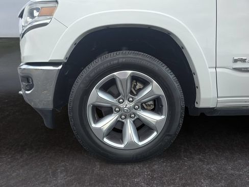 Used 2022 RAM 1500 Limited AWD/4WD image 14