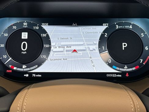 New 2026 Land Rover Range Rover SE image 18