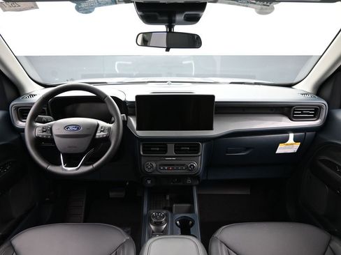 New 2025 Ford Maverick Lariat w/ Black Appearance Package image 32