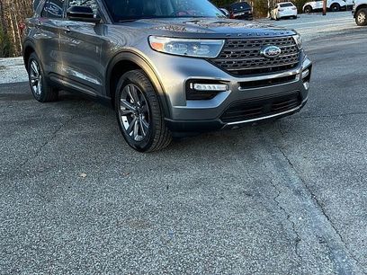 Used 2022 Ford Explorer XLT w/ Equipment Group 202A