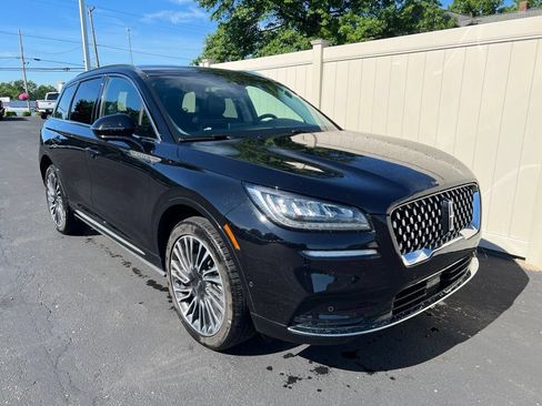 Used 2020 Lincoln Corsair Reserve w/ Equipment Group 201A AWD/4WD image 2