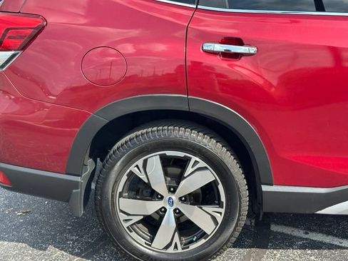 Used 2019 Subaru Forester Touring AWD/4WD image 9
