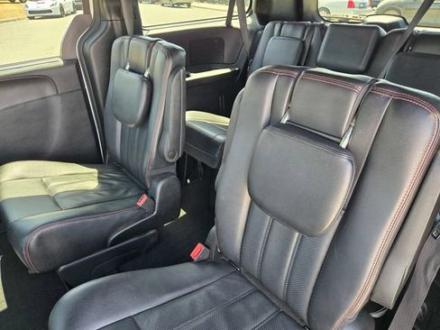 Used 2018 Dodge Grand Caravan GT FWD image 10