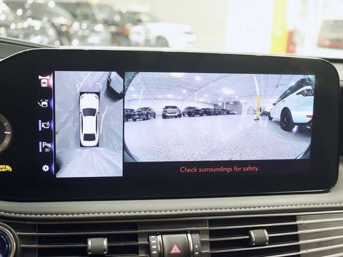 Used 2022 Lexus LS 500h AWD w/ Luxury Package image 24