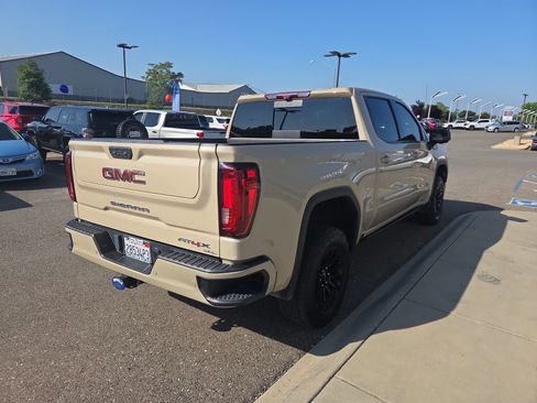 Used 2022 GMC Sierra 1500 AT4X AWD/4WD image 5