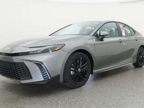 New 2026 Toyota Camry SE FWD image 20