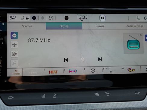 Used 2025 Jeep Wagoneer S Launch Edition image 31