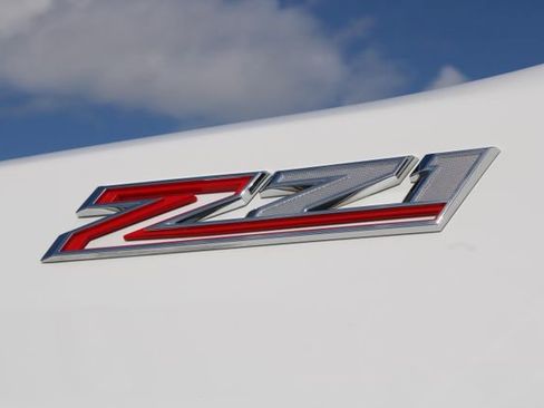 Used 2023 Chevrolet Silverado 2500 LT image 19