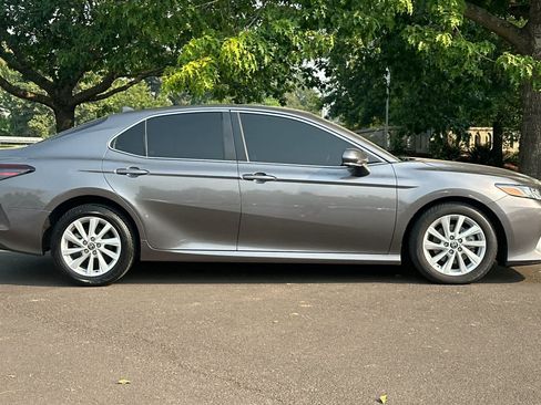 Used 2022 Toyota Camry LE w/ Cold Weather Package FWD image 8