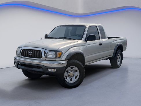 Used 2003 Toyota Tacoma PreRunner RWD image 2