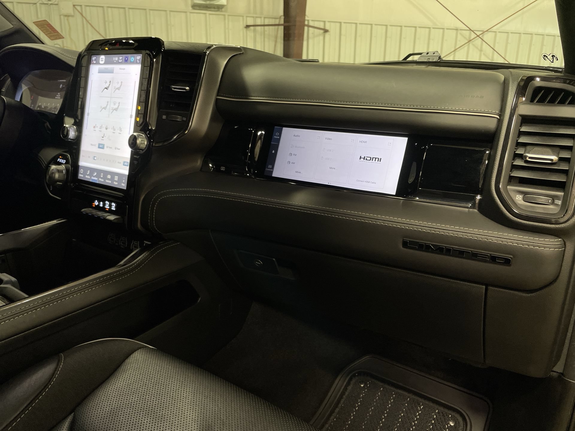Used 2025 RAM 1500 Limited AWD/4WD image 31
