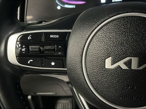 Used 2023 Kia Sportage X-Line w/ X-Line Premium Package AWD/4WD image 12