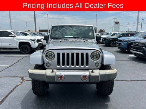 Used 2016 Jeep Wrangler Unlimited Sahara w/ Max Tow Package AWD/4WD image 20
