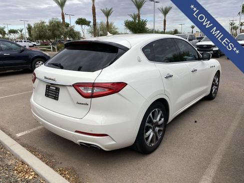 Used 2020 Maserati Levante AWD/4WD image 5