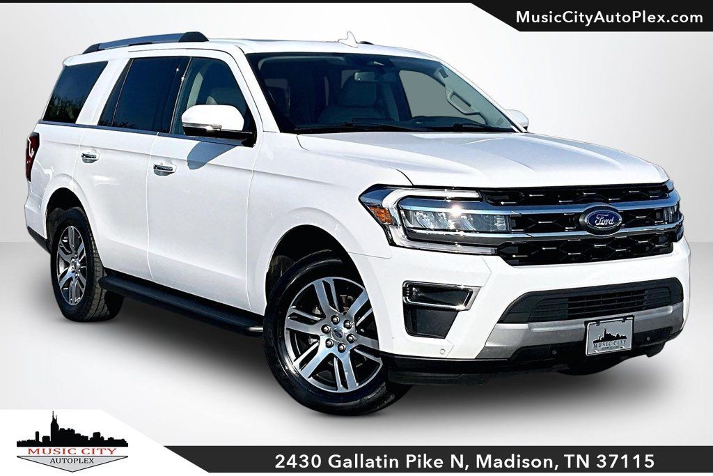 Used 2024 Ford Expedition Limited AWD/4WD image 1