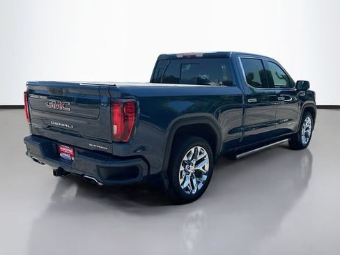 Used 2022 GMC Sierra 1500 Denali w/ Denali Reserve Package AWD/4WD image 6