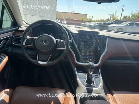 Used 2023 Subaru Outback Touring AWD/4WD image 6