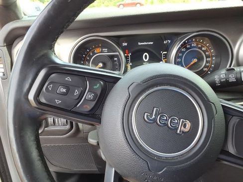Used 2020 Jeep Wrangler Unlimited Sport AWD/4WD image 23