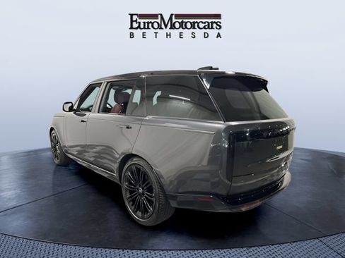 Used 2024 Land Rover Range Rover Long Wheelbase Autobiography AWD/4WD image 3
