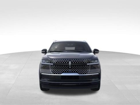 New 2026 Lincoln Navigator L Reserve AWD/4WD image 7