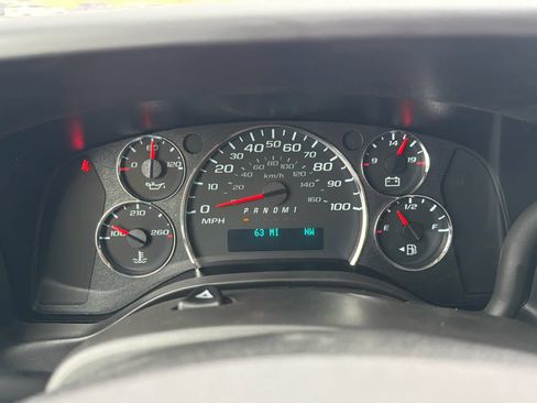 New 2025 GMC Savana 2500 w/ Driver Convenience Package RWD image 20