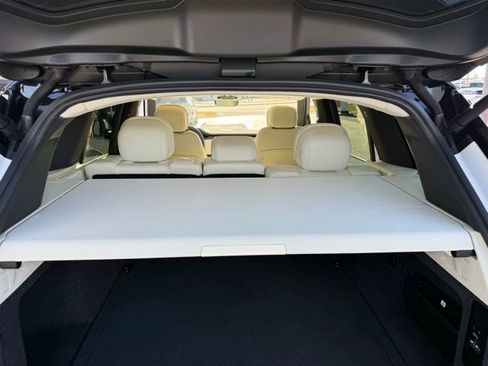 Used 2024 Land Rover Range Rover SE image 28