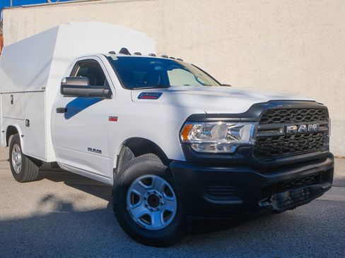 Used 2019 RAM 2500 Tradesman image 3