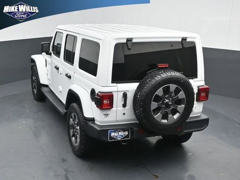 Used 2018 Jeep Wrangler Unlimited Sahara image 13