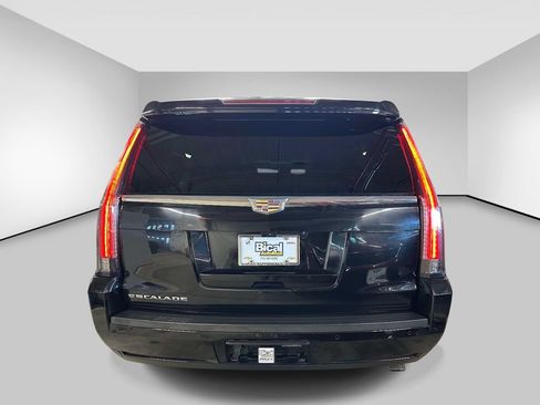 Used 2020 Cadillac Escalade ESV Luxury AWD/4WD image 4