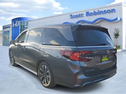 New 2026 Honda Odyssey Elite image 3