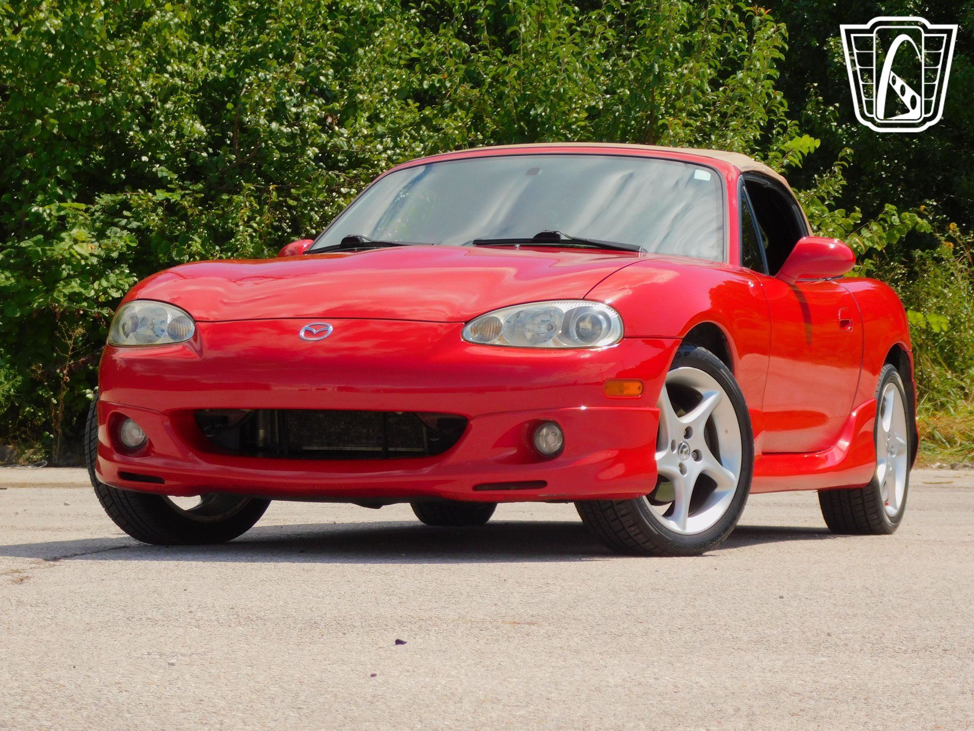 Used 2002 MAZDA MX-5 Miata LS RWD image 2