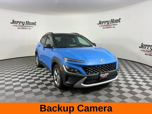 Used 2022 Hyundai Kona SEL w/ Cargo Package image 6