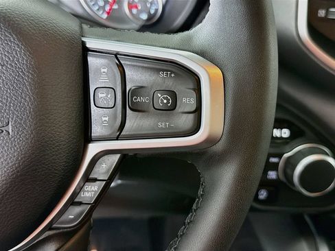 Used 2025 RAM 1500 Big Horn AWD/4WD image 23
