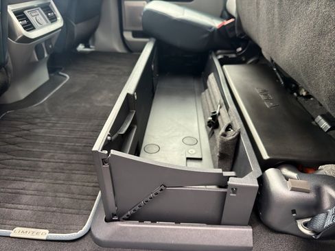 Certified 2024 Ford F350 Limited w/ FX4 Off-Road Package AWD/4WD image 46