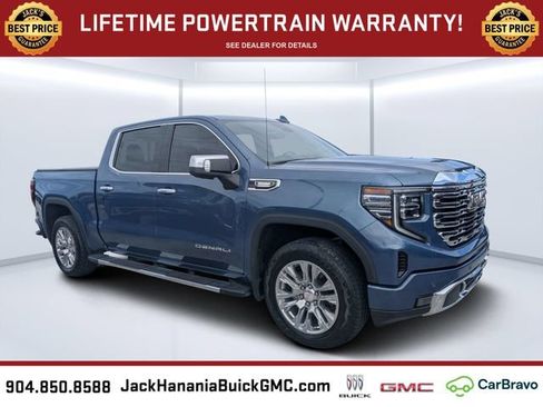 Used 2024 GMC Sierra 1500 Denali w/ Technology Package AWD/4WD image 1