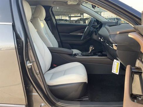 New 2025 MAZDA CX-30 AWD 2.5 S w/ Premium Package image 9