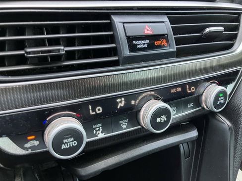 Used 2021 Honda Accord Sport image 22