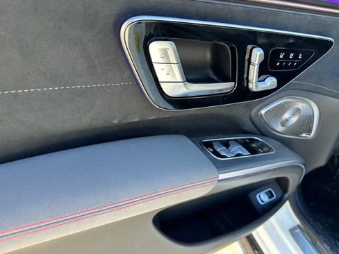 Used 2023 Mercedes-Benz EQS 580 4MATIC Sedan image 19