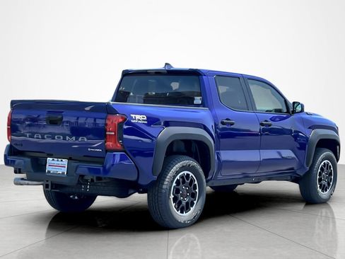 New 2025 Toyota Tacoma TRD Off-Road image 5